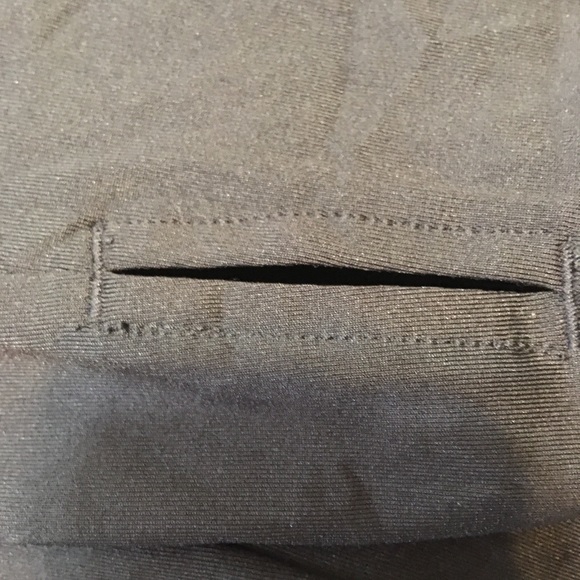 NWT Men’s Reebok Ragnar Trophy Jacket - Picture 9 of 9